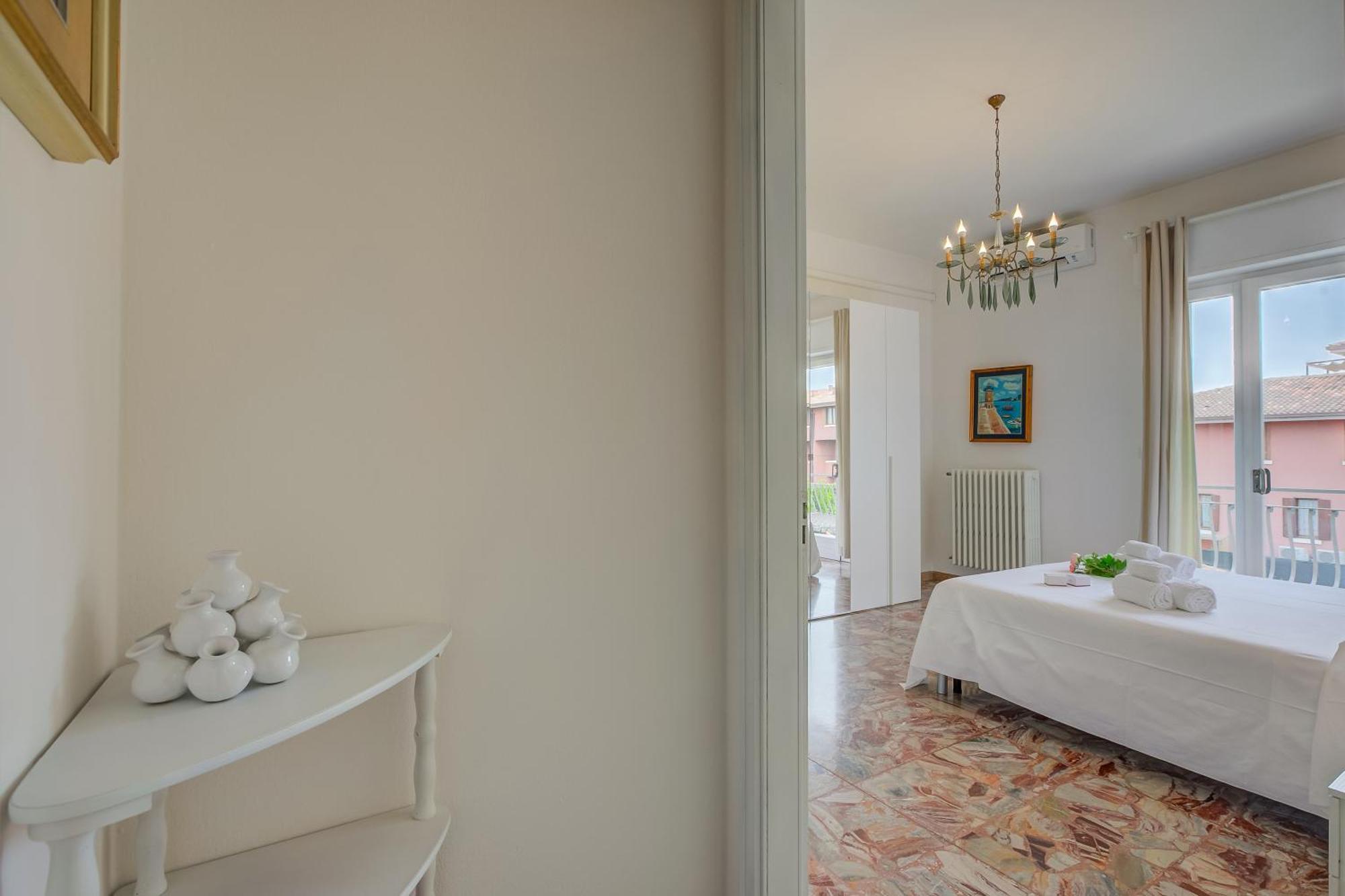 Casa Milly - Happy Rentals Дезенцано-дель-Гарда Экстерьер фото